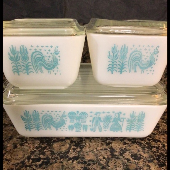 Pyrex Butterprint Vintage Full Set, 1957, 4 Dish & 4 Lids - Picture 12 of 12
